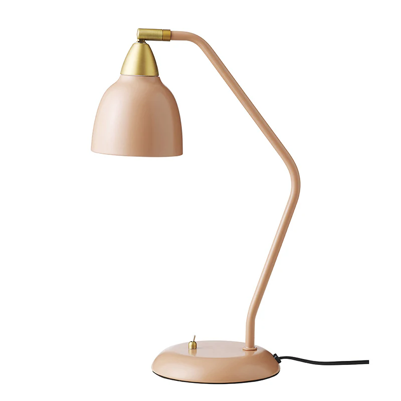 Urban 45cm Lyserød skrivebordslampe Fra Superliving - Med Urban får du en lampe, der ikke kun lyser op i dit rum, men også; din indretning!