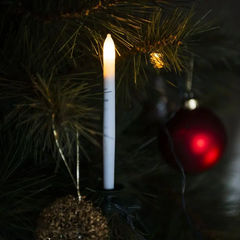 Juletræslys Amber 16LED 15m Grøn Fra Konstsmide - Udstyret med parallelforbindelse &ndash; resten forbliver t&aelig;ndt, selvom en lampe g&aring;r ud.