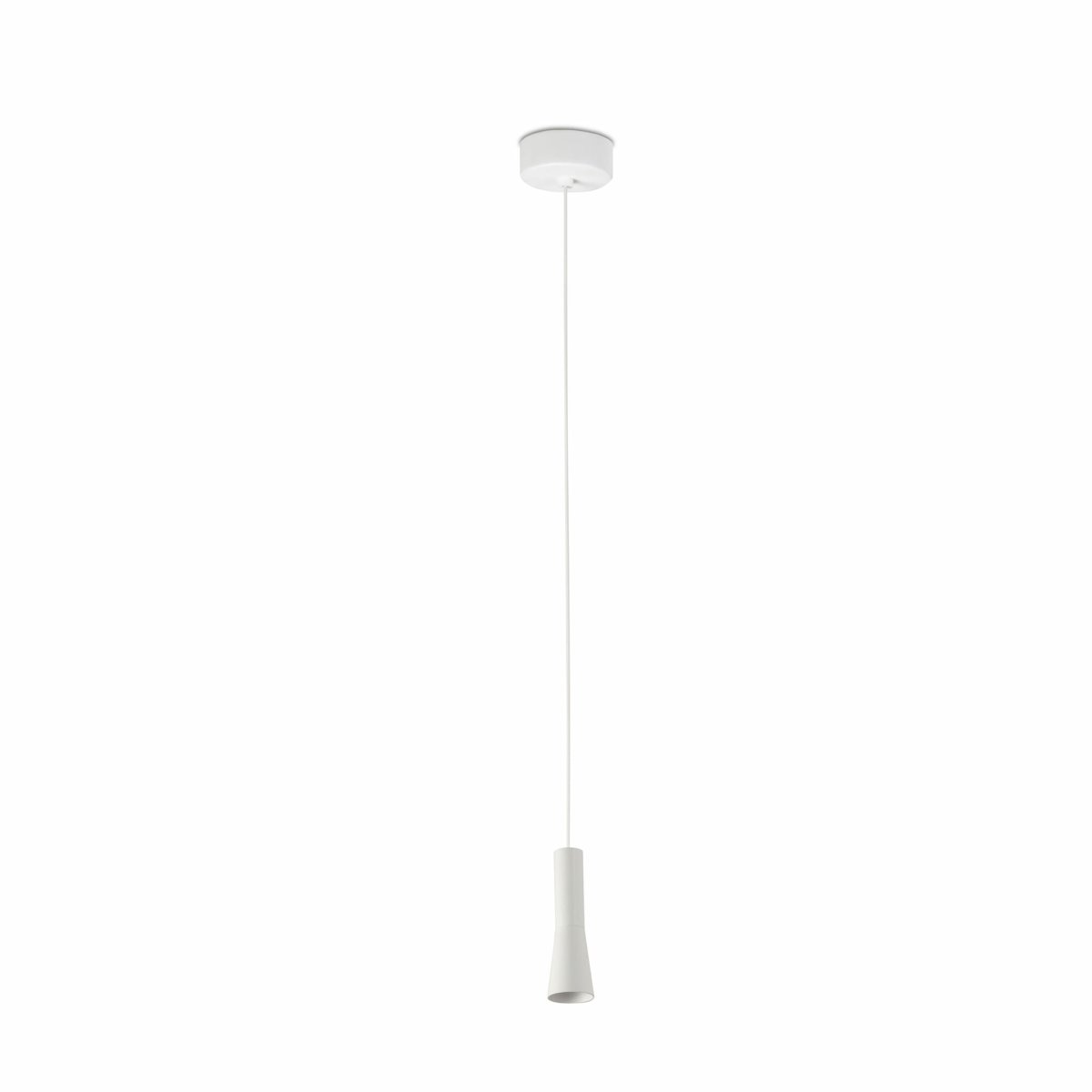 Nina Ø4 Hvid loftslampe Fra Faro Barcelona - Nina er en hvid pendellampe med integreret LED-teknologi og et stilfuldt, minimalistisk design.
