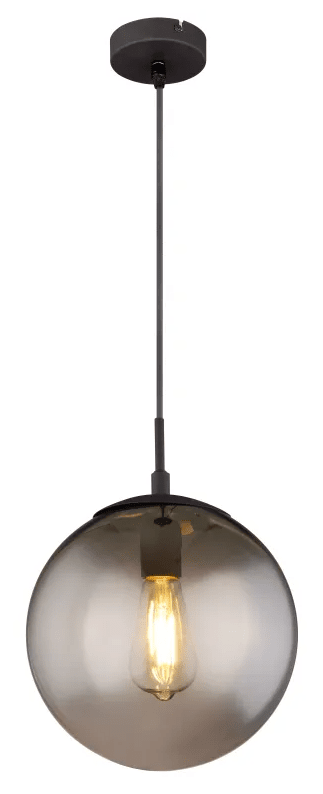 Blama Ø25 Røgfarvet loftslampe Fra Globo Lighting - Lampen har et moderne sort design og en smuk r&oslash;gfarvet glassk&aelig;rm, der giver et bl&oslash;dt og behageligt sk&aelig;r.