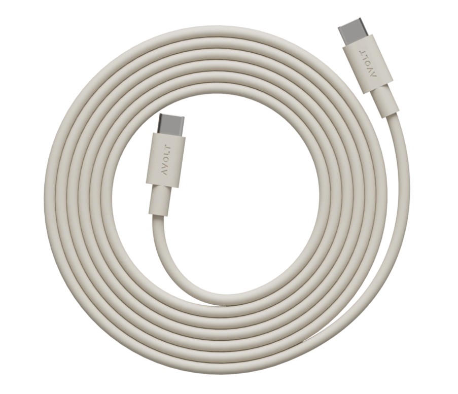 Cable 1 USB C to USB C Charging Cable, 2m Sand Fra Avolt - Kabel 1 USB-C til USB-C fra Avolt kombinerer kraftfuld opladning med stilfuldt skandinavisk design.