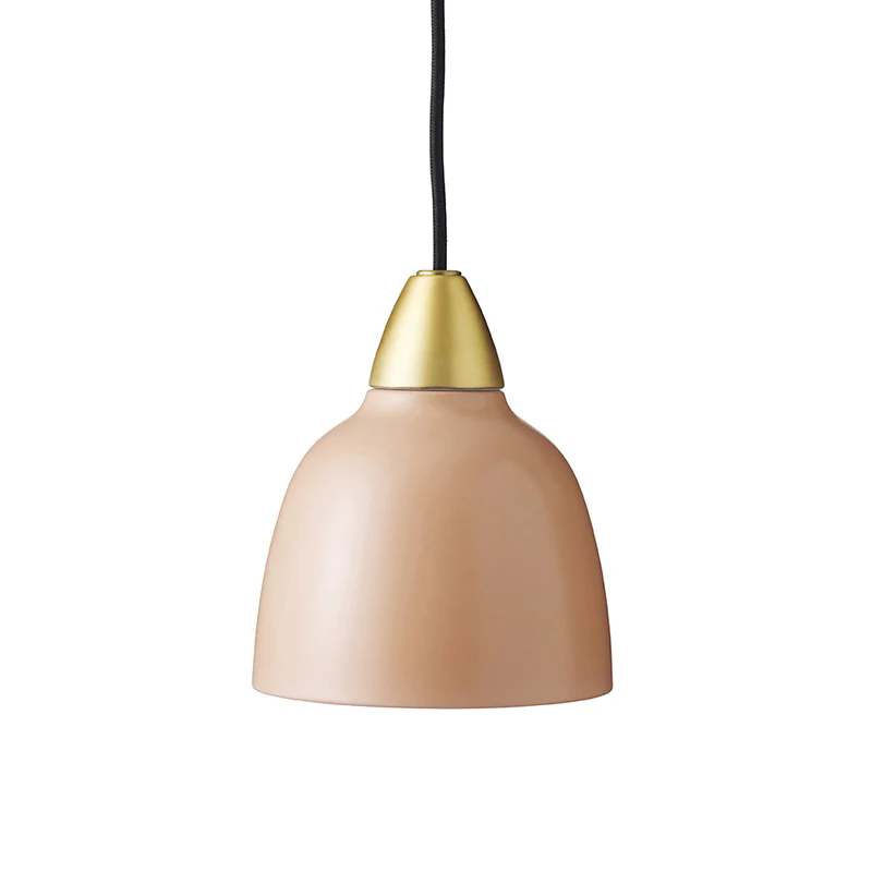 Urban Mini Ø15 Lyserød loftslampe Fra Superliving - Urban Mini er den perfekte l&oslash;sning til dem, der leder efter kompakt, men elegant belysning.