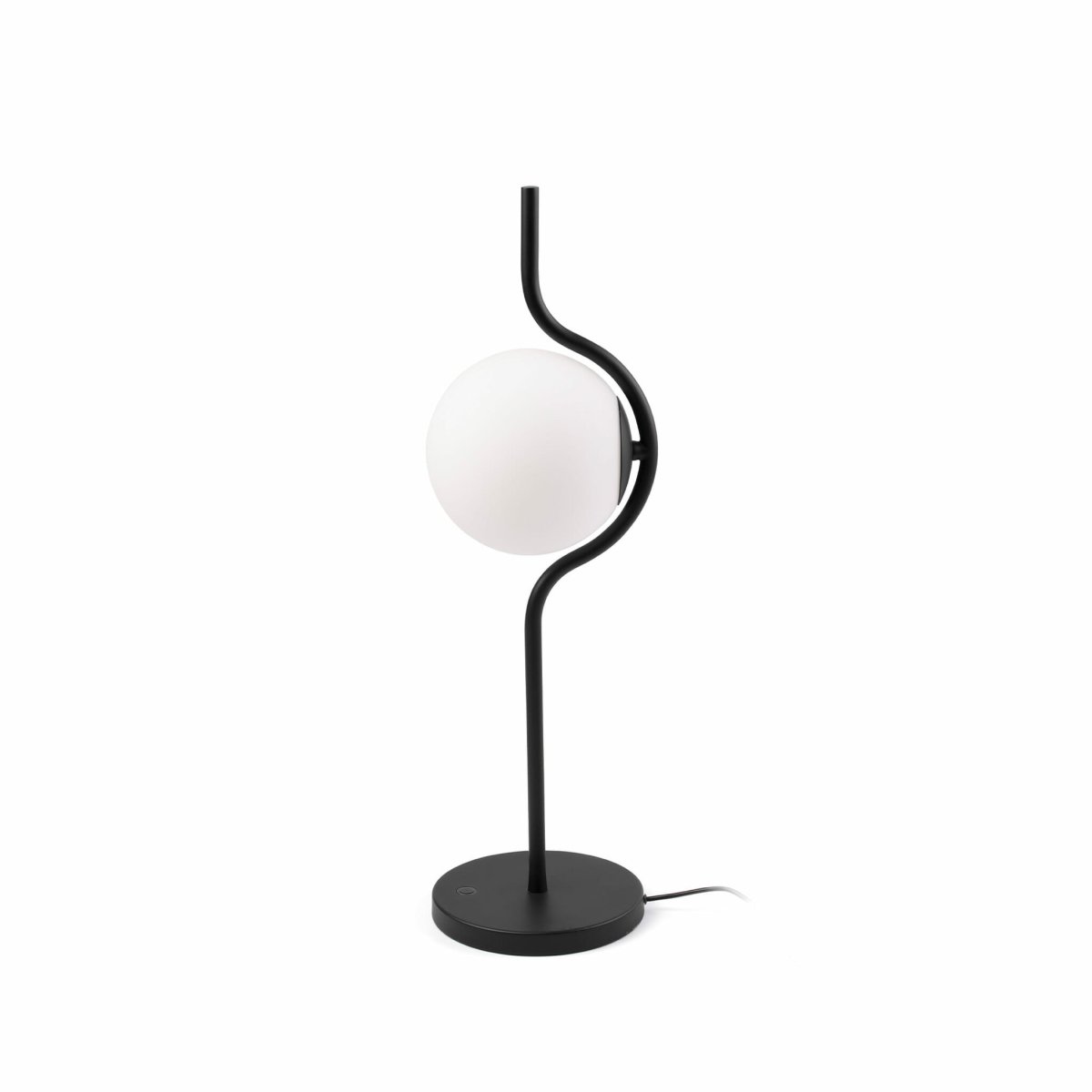 Le Vita 58cm Sort bordlampe Fra Faro Barcelona - Le Vita er en eksklusiv lampeserie designet af Nahtrang, hvor enkelhed og elegance m&oslash;des i et tidl&oslash;st design.