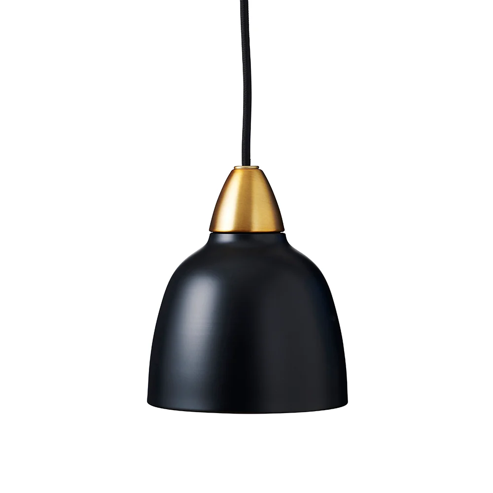 Urban Mini Ø15 Sort loftslampe Fra Superliving - Urban Mini er den perfekte l&oslash;sning til dem, der leder efter kompakt, men elegant belysning.