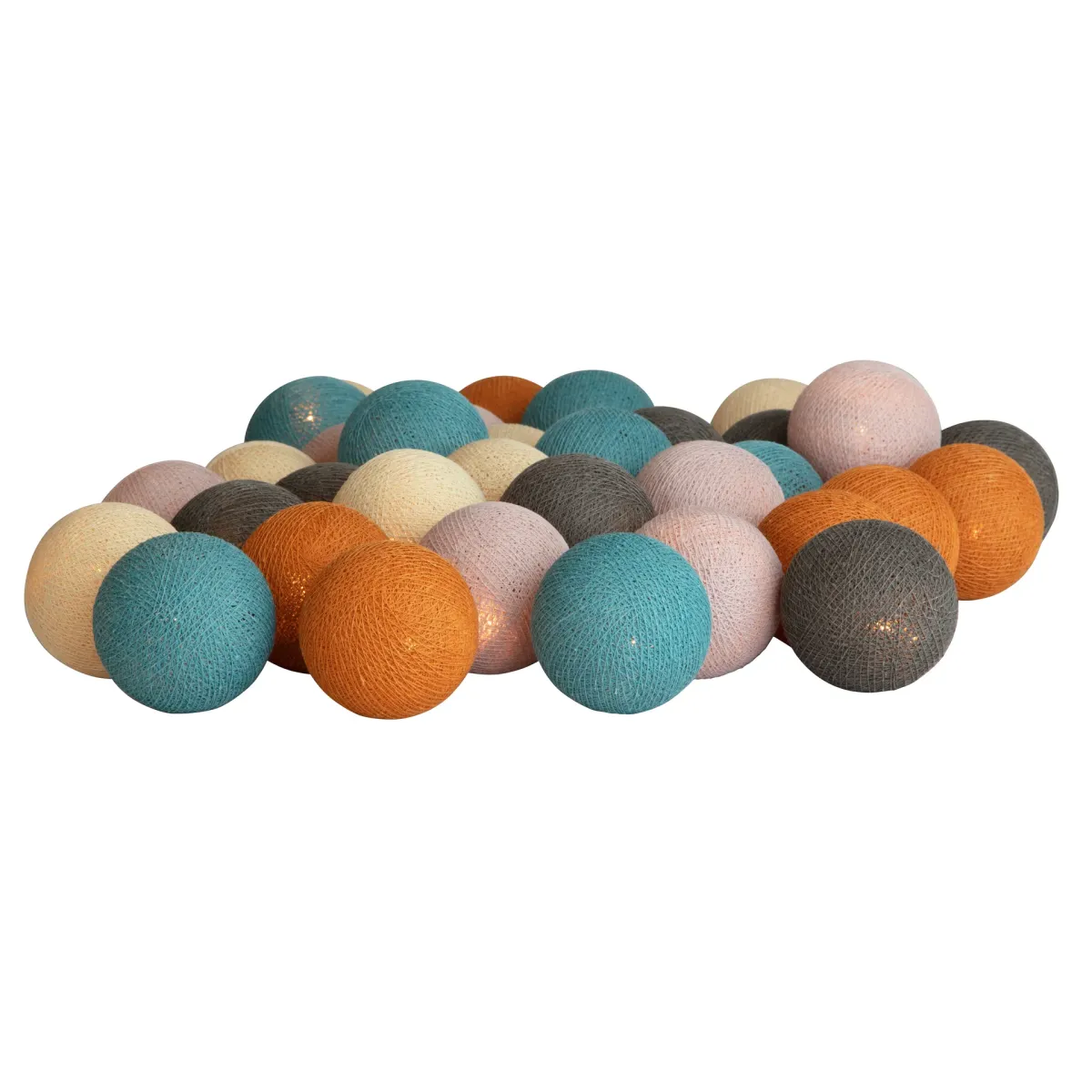 Irislights New Day 20-lights Flerfarvet Fra Irislights - Irislights New Day er en dekorativ lysk&aelig;de med kugler i forskellige afd&aelig;mpede, men legende nuancer, der er velegnede, hvor du vil skabe en hyggelig stemning eller tilf&oslash;je et strejf af farve.