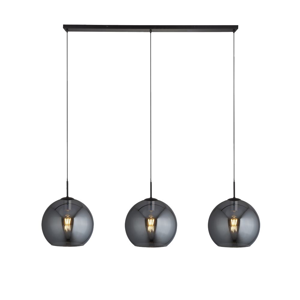 Amsterdam 146cm Sort loftslampe Fra Searchlight - Lampen kan hæves og sænkes og er dæmpbar, hvilket gør den til et perfekt supplement til et moderne køkken eller spisestue.