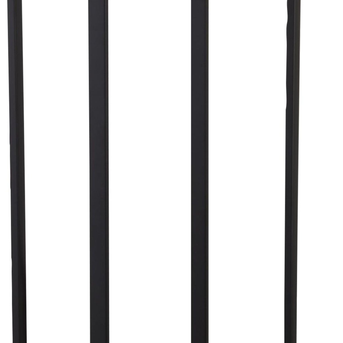 Amsterdam Sort gulvlampe Fra Searchlight - Med en røget isvaffel, der hviler på; en slank, sort metalramme giver lampen en stilfuld og mystisk lyseffekt, der passer perfekt i både moderne og industrielle miljøer.