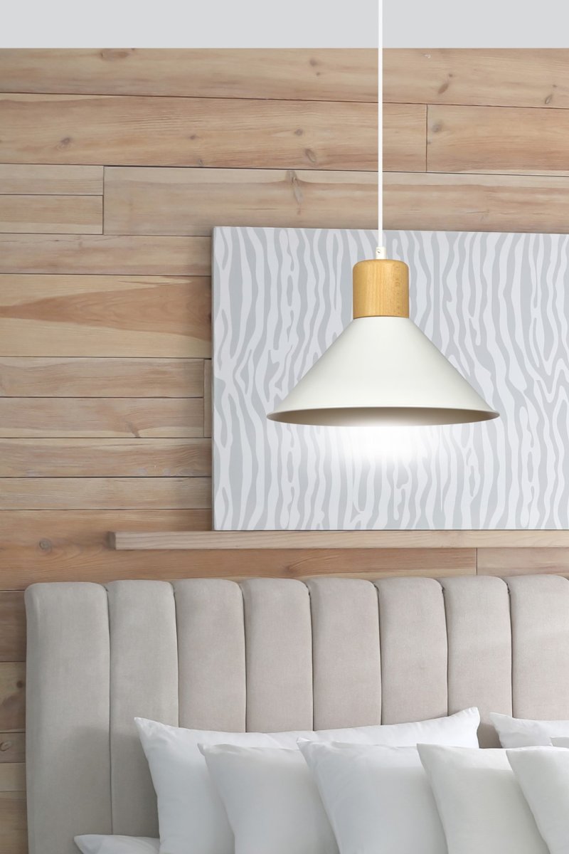 Rowen Ø25 Hvid loftslampe Fra Emibig Lighting - Rowen er en minimalistisk serie af loftslamper med en enkel form og stilfuldt design &ndash; en model, der passer ind i n&aelig;sten alle typer interi&oslash;r.