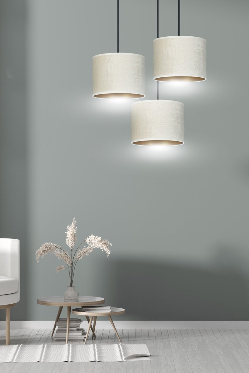 Hilde Ø50 Beige loftslampe Fra Emibig Lighting - Den enkle konstruktion og elegante farvesammens&aelig;tning g&oslash;r Hilde til et alsidigt valg, der passer ind i mange forskellige rum og stilarter.