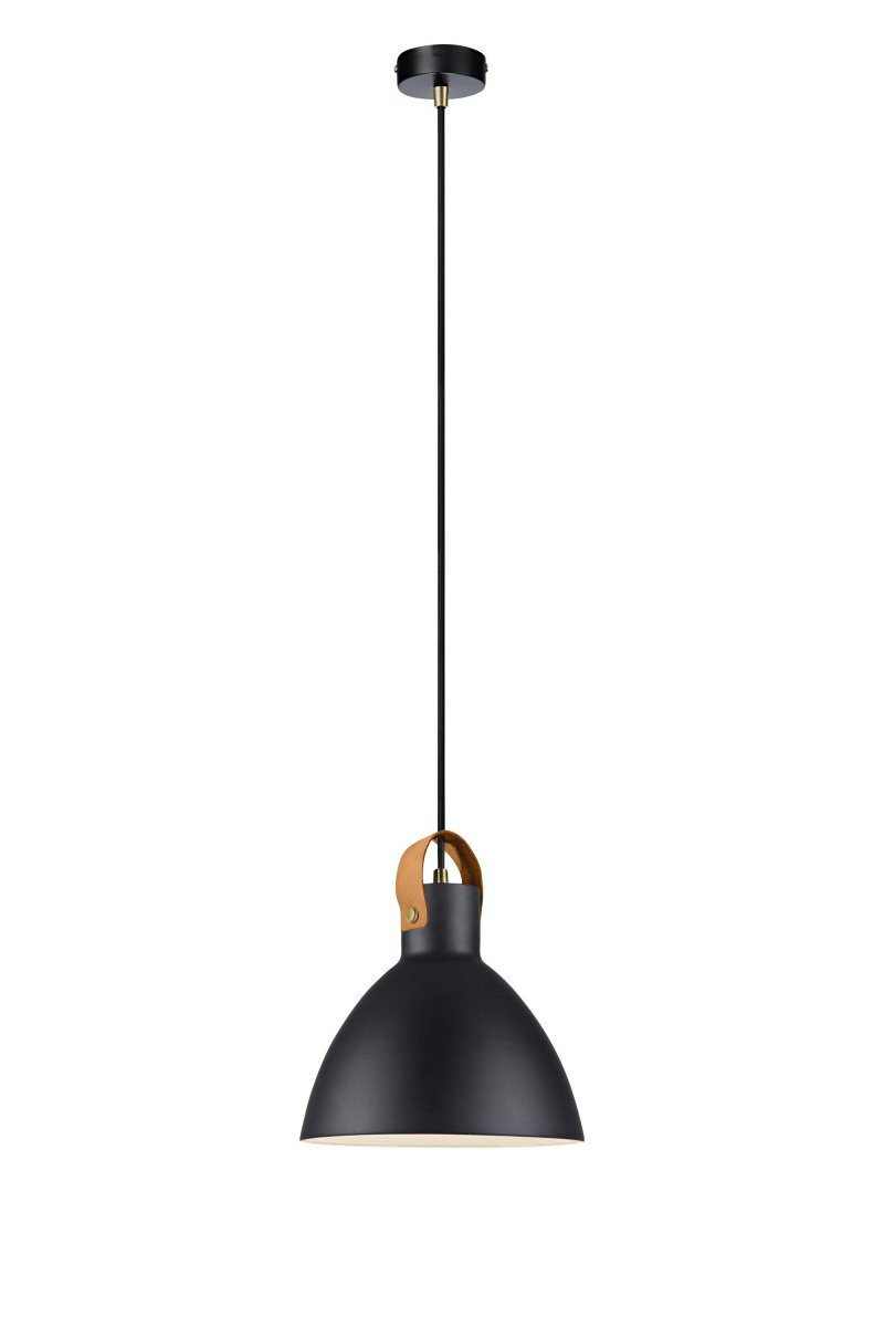 Eagle Ø22 Sort loftslampe Fra Markslöjd - Med en sk&aelig;rmdiameter p&aring; 22 cm og en sort tekstilledning er denne lampe en perfekt tilf&oslash;jelse til moderne interi&oslash;r.