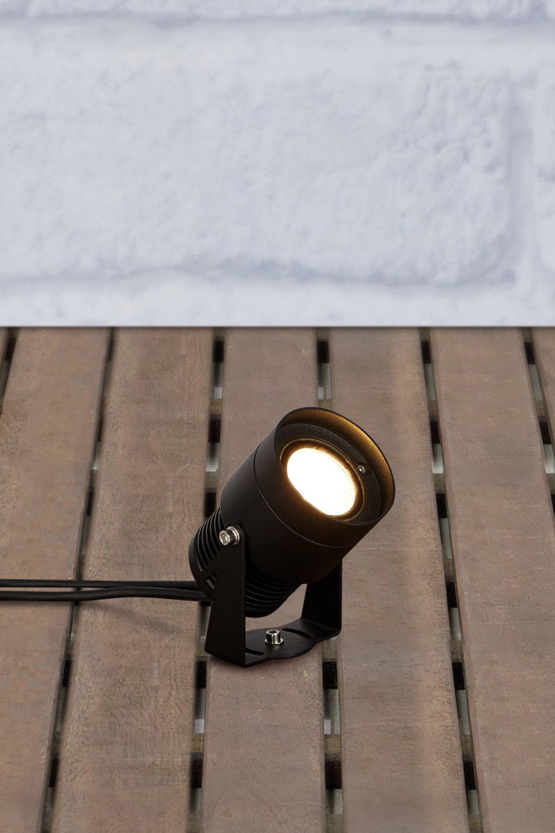 Spotlight 15W Sort Garden 24 Fra Markslöjd - &nbsp;Disse spotlights er uden tvivl de mest popul&aelig;re til Garden 24 og f&aring;s i versioner med 3W, 6W, 9W og 15W.