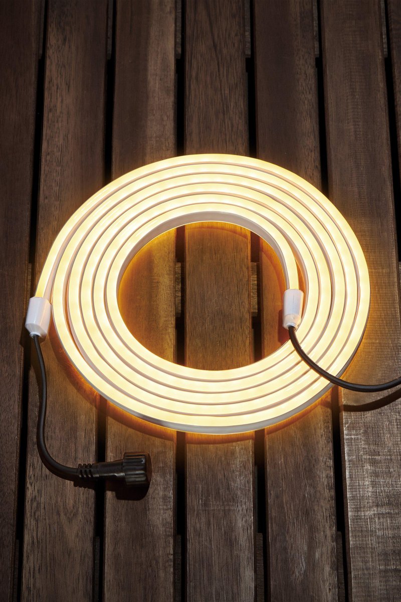 Flexibel LED-list Hvid Garden 24 Fra Markslöjd - Denne fleksible LED-strimmel er perfekt til at skabe stemningsbelysning udend&oslash;rs.