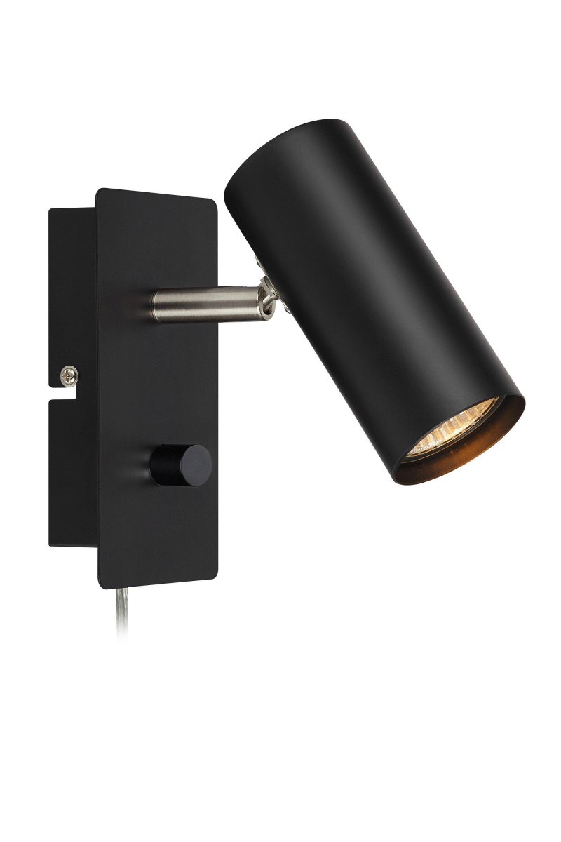 Barcelona Sort læselampe Fra Markslöjd - Barcelona væglampen har et stilfuldt og tiltalende design i metal.