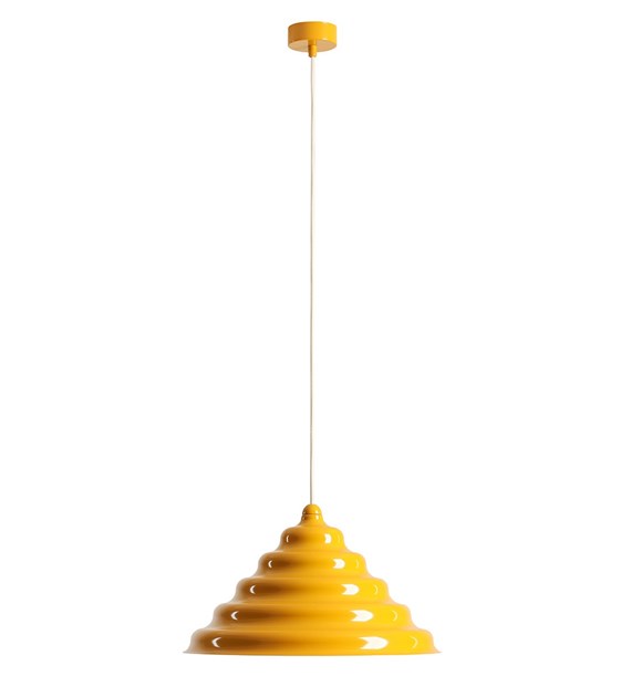 Wave Ø36 Gul loftslampe Fra Artera - Den robuste skærm af metal i en gul farve giver en flot spredning af lyset nedad, hvilket gør den perfekt til at hænge over spisebordet eller køkkenet.
