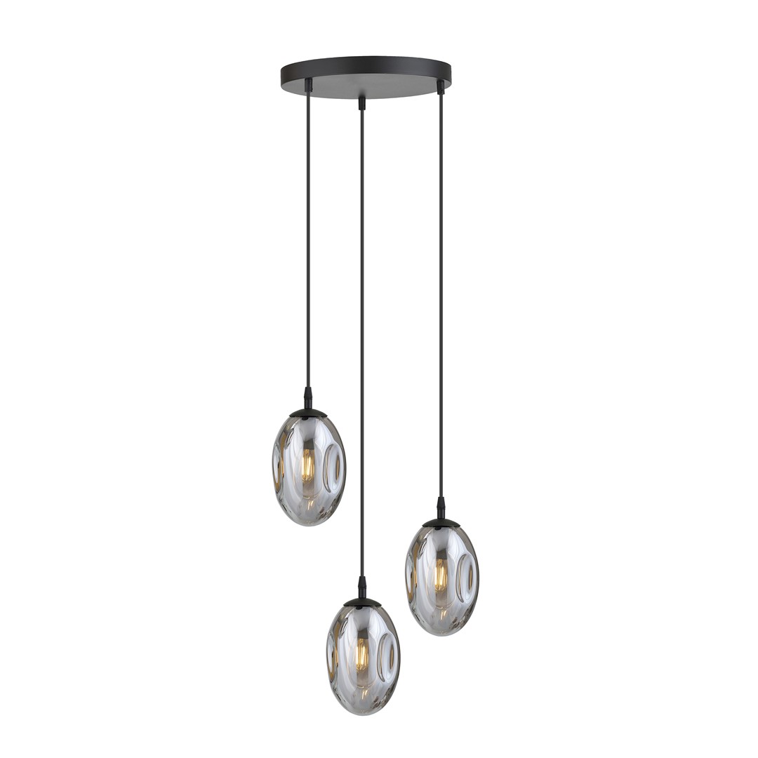 Astral Ø40 Røgfarvet loftslampe Fra Emibig Lighting - Pendlerne er afsluttet med skærme af røget glas, der spreder et varmt og indbydende lys i rummet.