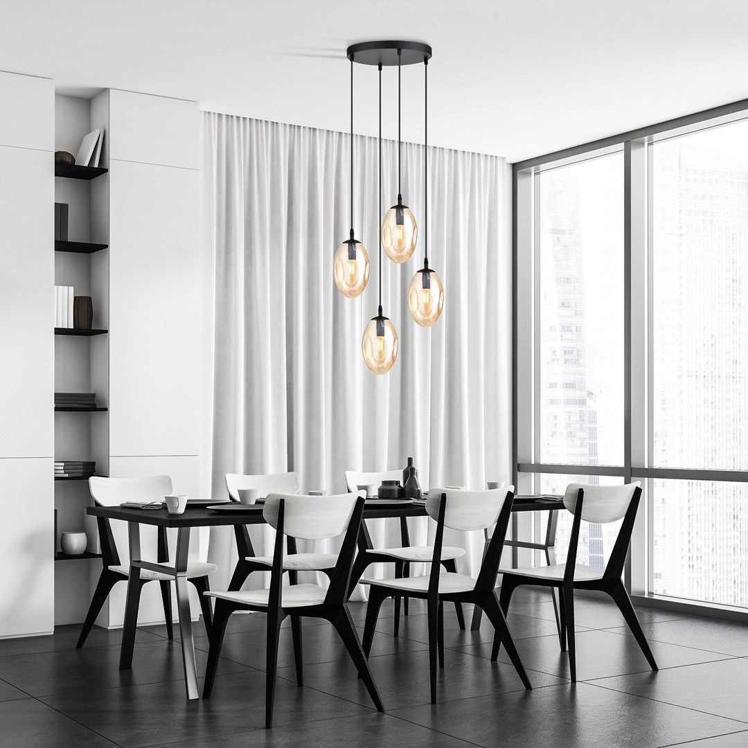 Astral Premium Ø40 Rav loftslampe Fra Emibig Lighting - Pendlerne er afsluttet med ravfarvede glaskupler, der spreder et varmt og indbydende lys i rummet.