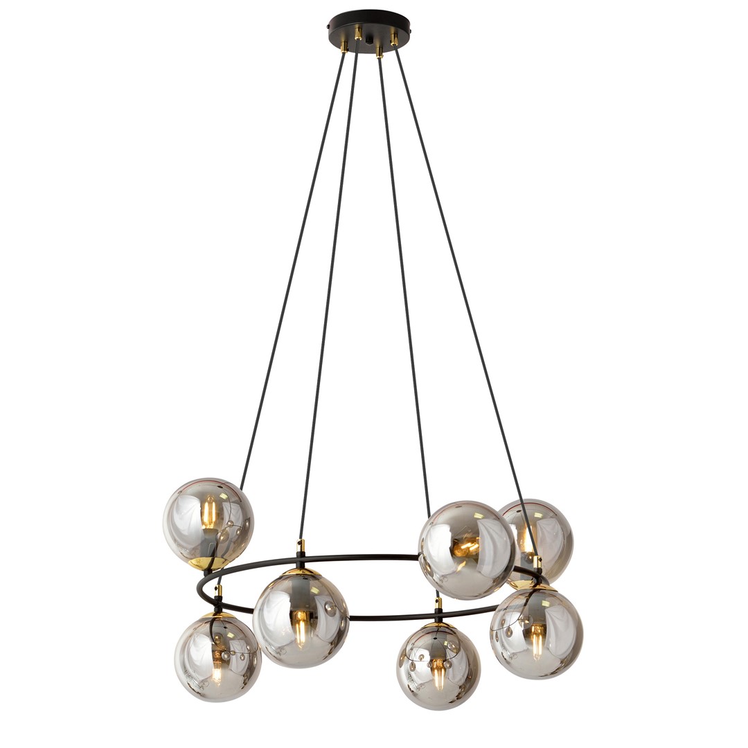 Azura Ø75 Røgfarvet loftslampe Fra Emibig Lighting - Fremstillet af sort st&aring;l og suppleret med r&oslash;gede glassk&aelig;rme, skaber det et harmonisk og stilfuldt indtryk.