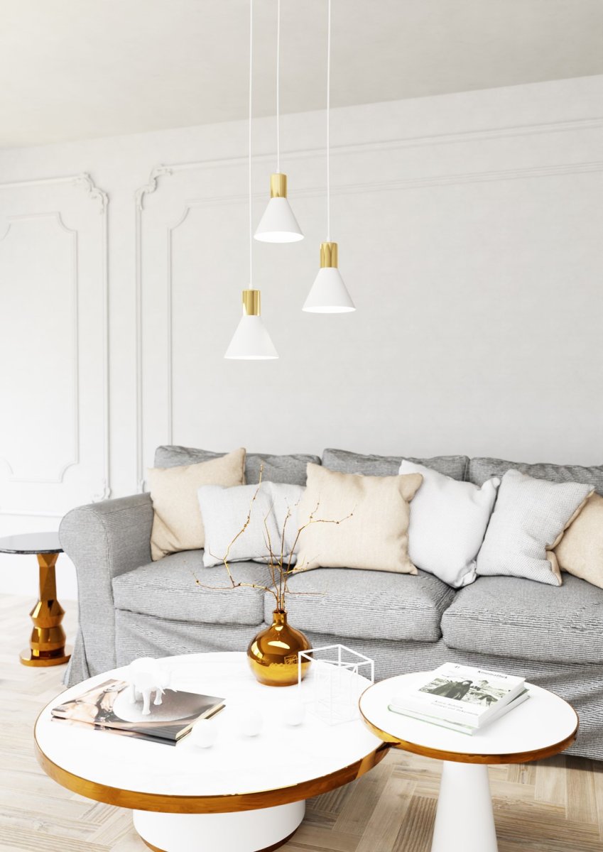 Rosa Ø30 Hvid loftslampe Fra Emibig Lighting - Perfekt til stuer, spisepladser eller k&oslash;kkener &ndash; Pink skaber en unik atmosf&aelig;re i rummet ved at kombinere metallets r&aring;hed med den subtile elegance af en gylden accent.