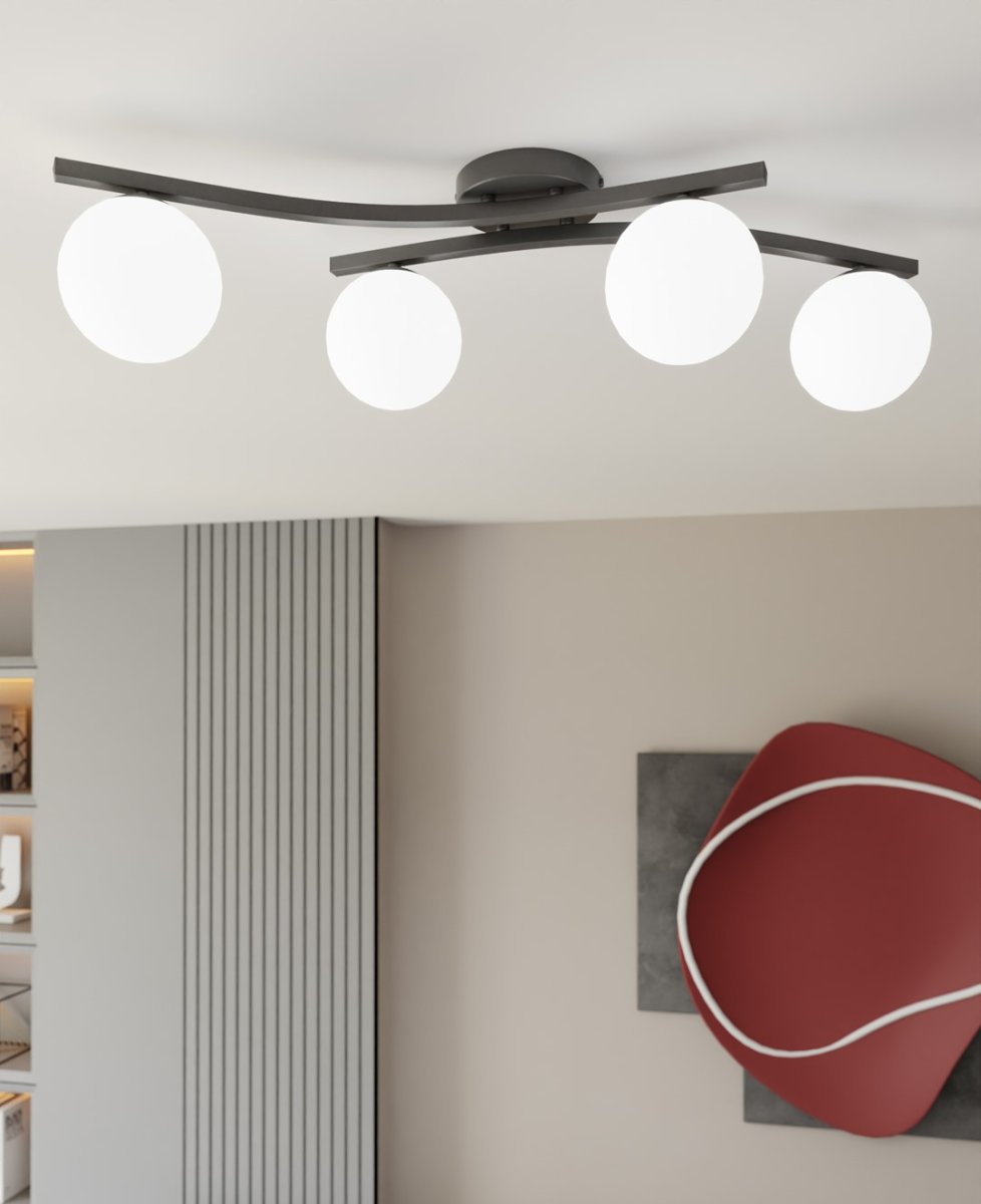 Opus 84cm Hvid plafond Fra Emibig Lighting - Den enkle form og opalglaskupler giver rummet en bl&oslash;dhed og lethed, mens lampen spreder et behageligt, diffust lys.
