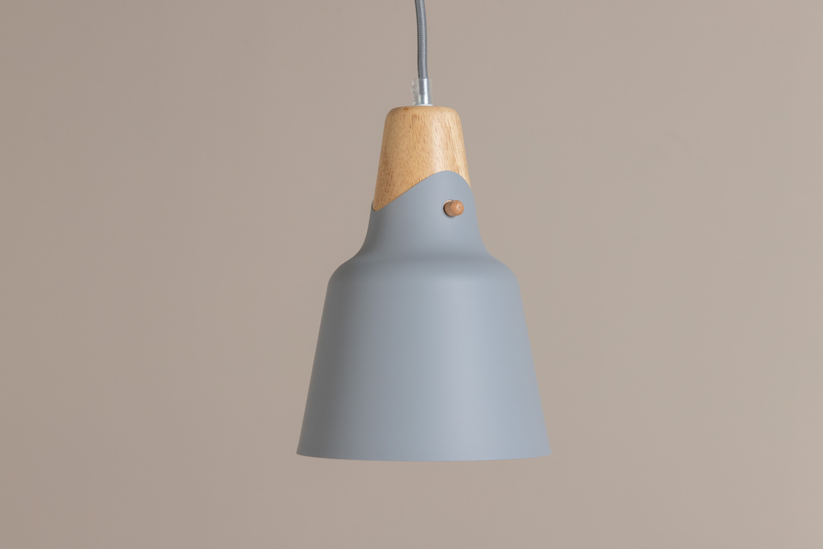 Rigel Ø16 Grå loftslampe Fra Venture Design - Med Rigel loftlampen f&aring;r du moderne og elegant belysning, der passer ind i de fleste rum og indretningsstile.