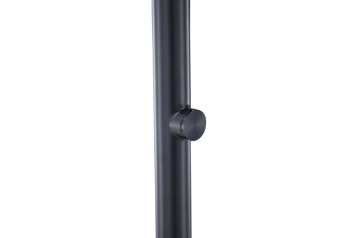 Corong Sort gulvlampe Fra Venture Design - Leveres med sort ledning og stik.
