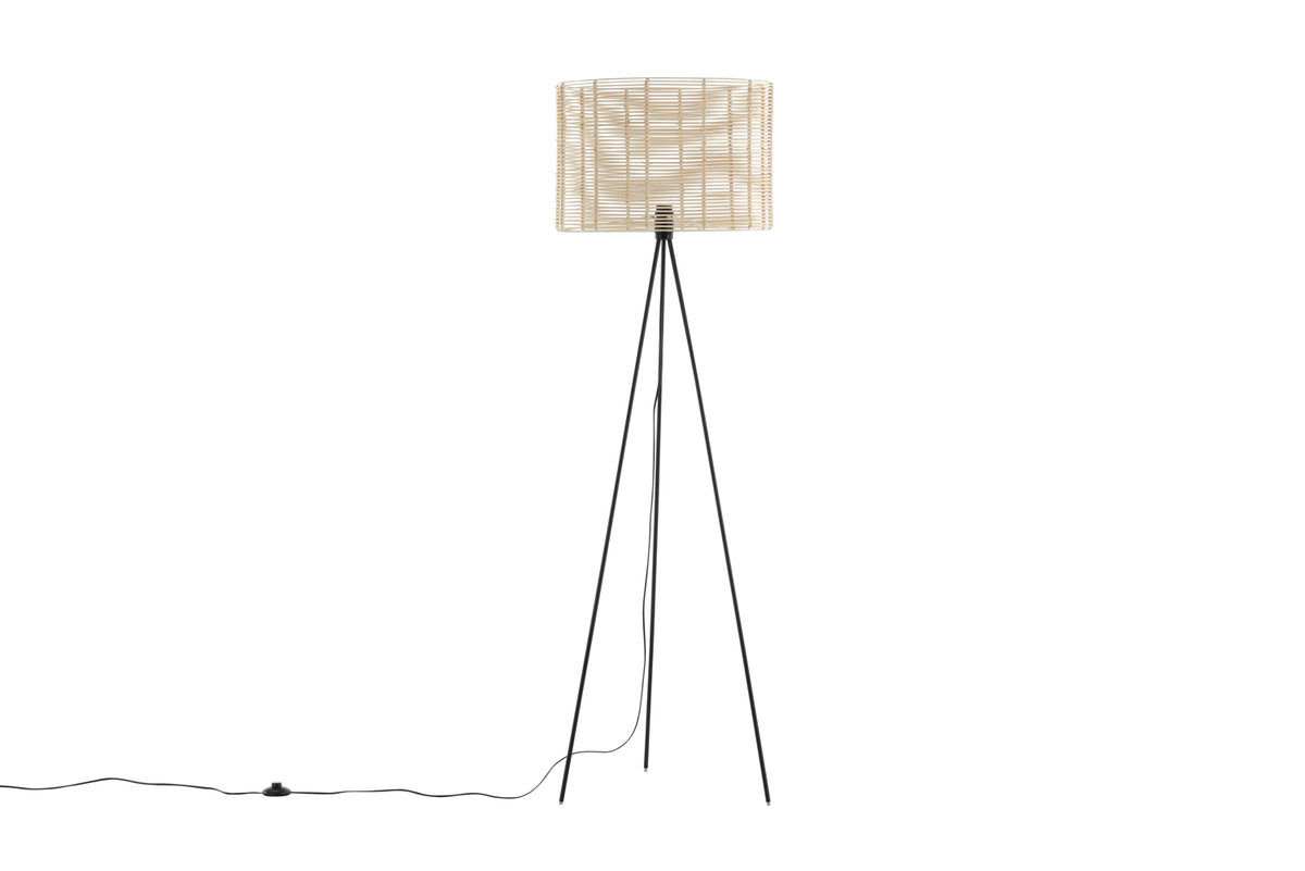 Fence Sort gulvlampe Fra Venture Design - FENCE er en moderne gulvlampe i rattan, der giver et smukt skær i rummet.