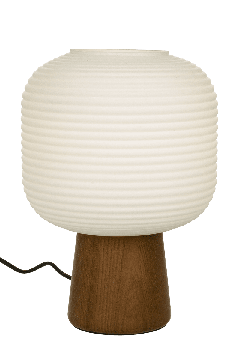Aura 30cm Brun plet bordlampe Fra Aneta Lighting - Aura er en letplaceret bordlampe i et moderne design med en blokformet fod og en ribbet skærm i opalhvidt glas.