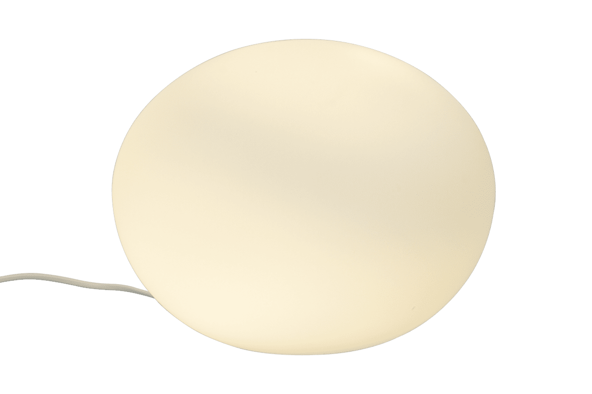 Globus 23cm Opal bordlampe Fra Aneta Lighting - Globus bordlampe i opal hvidt glas med en lyskilde inde i glaskuglen, der giver et dekorativt og behageligt lys.