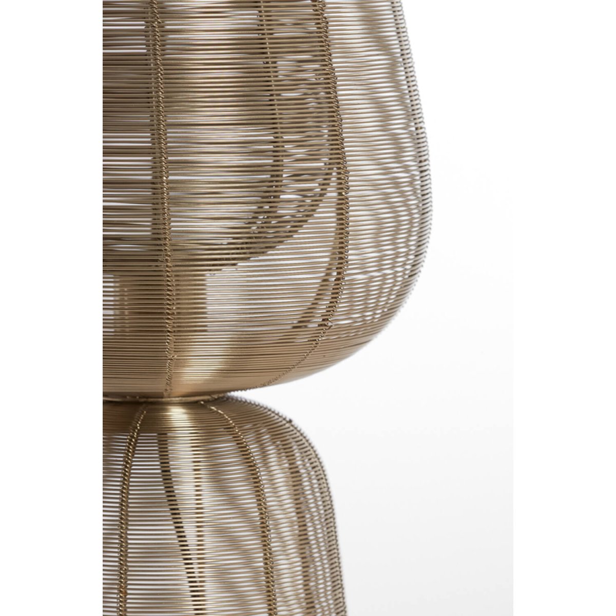 Aboso 54cm Guld bordlampe Fra Light & Living - Aboso er en stilfuld bordlampe lavet af jern med en guldfinish, hvor det åbne design skaber et smukt skyggespil.