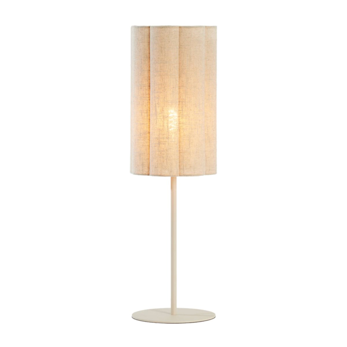 Fringe 70cm Beige bordlampe Fra Light & Living - Fringe er en stilfuld bordlampe med en cremehvid lampefod og en skærm i naturfarvet hør.