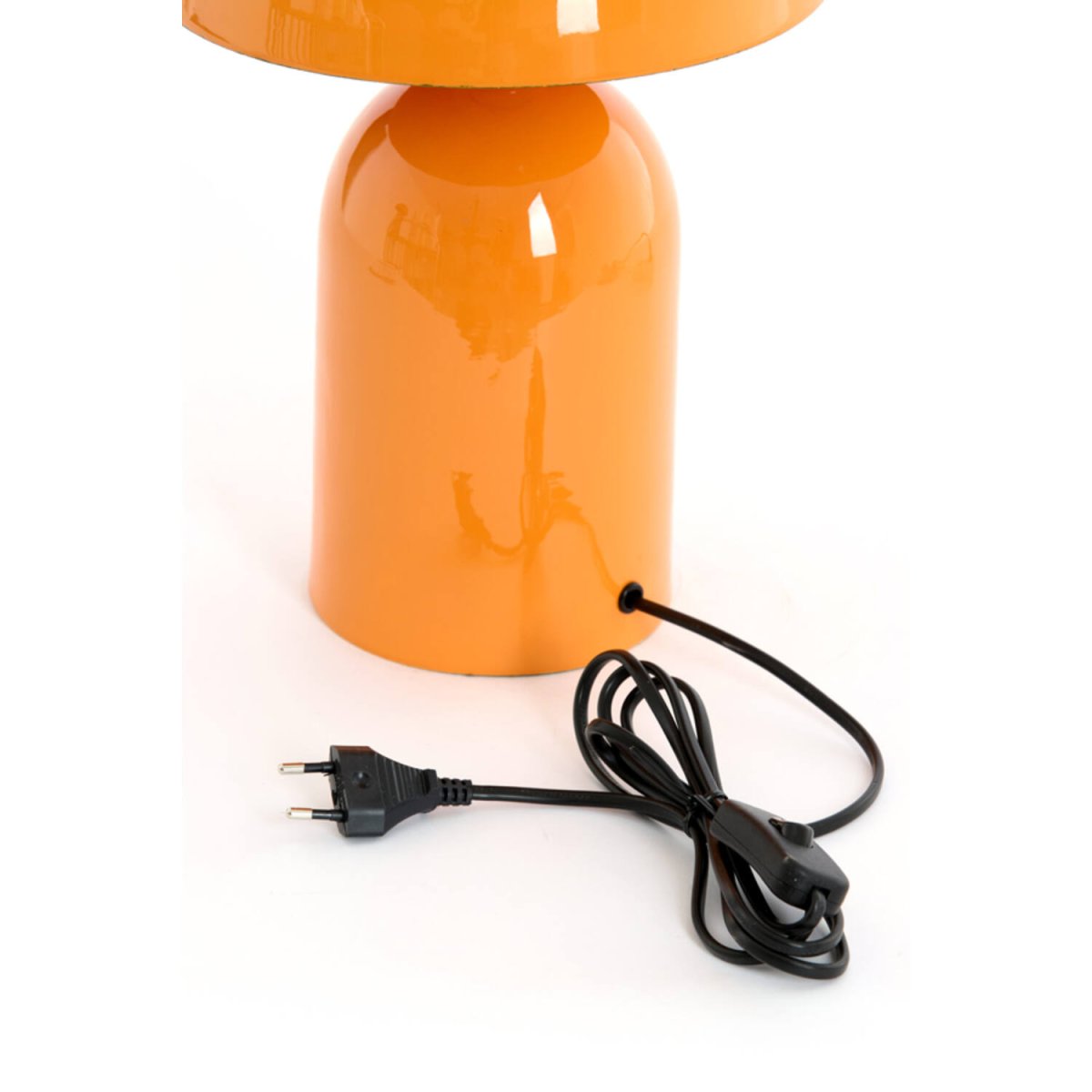 Tolima 35cm Orange bordlampe Fra Light & Living - Lampens farvetone spreder en varm og behagelig f&oslash;lelse i rummet - perfekt som stemningsbelysning p&aring; natbordet, i vinduet eller p&aring; en hylde.