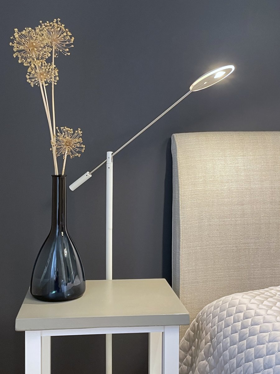 Cadiz Hvid gulvlampe Fra Aneta Lighting - Lyset tændes og slukkes med en lysdæmper.
