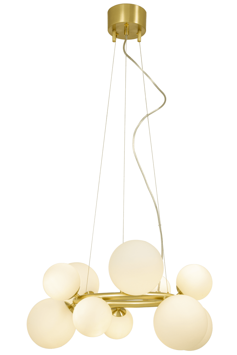 Molekyl Ø50 Mat messing loftslampe Fra Aneta Lighting - Dets moderne og unikke design kombineret med materialer af høj kvalitet gør det til et ideelt valg for den designbevidste &ndash; en lampe, der er lige så meget en stemningsskaber som en stilsætning.