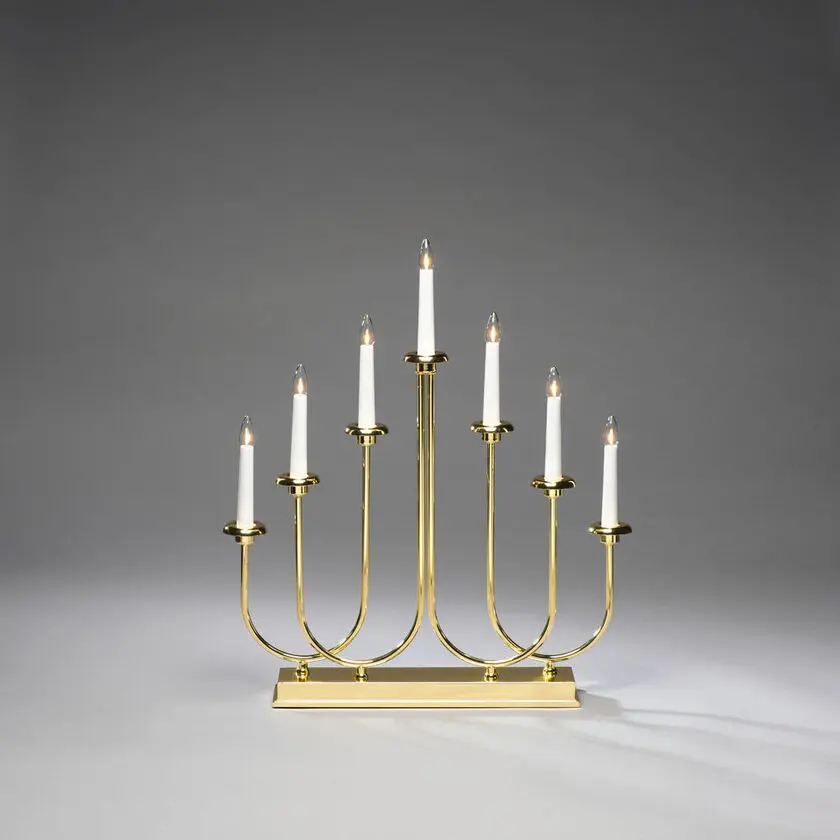 Candelabra 7 Lights Messing Fra Konstsmide - En tidl&oslash;s klassiker, der kombinerer tradition med moderne elegance &ndash; perfekt til at sprede varme og gl&aelig;de!