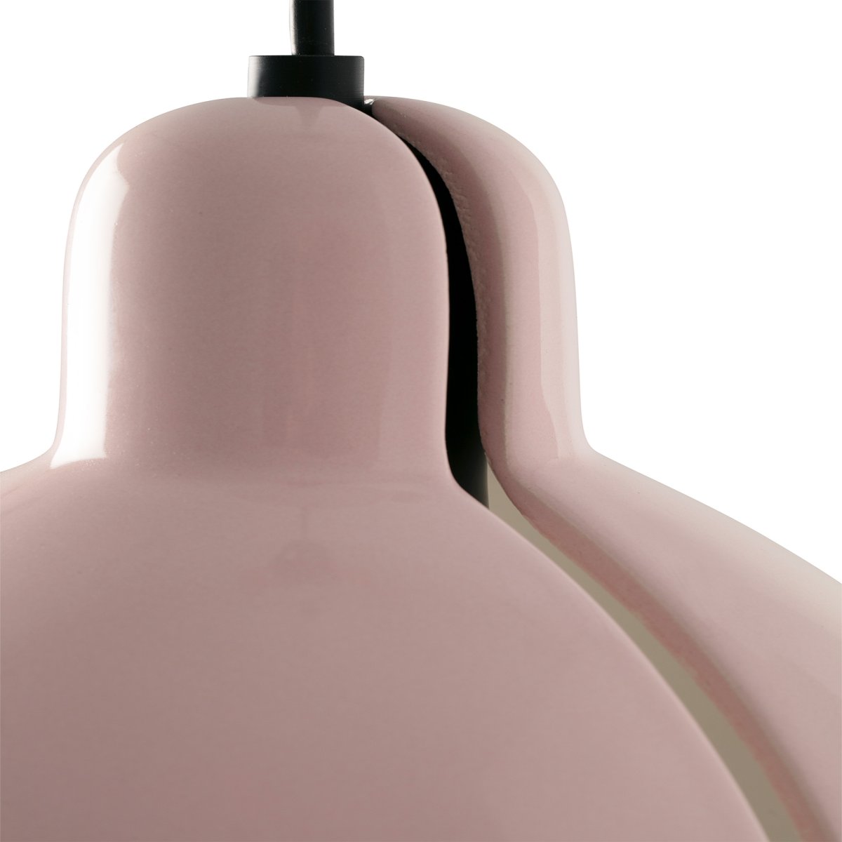 Venice Ø20 Lyserød loftslampe Fra Faro Barcelona - Den er nem at samle selv og passer perfekt ind i b&aring;de hjem og offentlige milj&oslash;er.