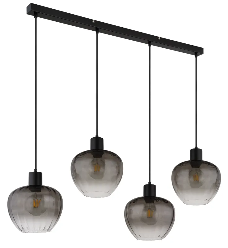 Toy 108cm Røgfarvet loftslampe Fra Globo Lighting - Med sin raka skena och fyra rundade r&ouml;kf&auml;rgade glaskupor med eleganta r&auml;fflor tillf&ouml;r denna lampa en modern och sofistikerad touch till ditt hem.