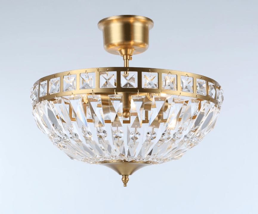 Flores Ø35 Børstet messing krystal Fra Norrsken Design - Loftlampen Flores i b&oslash;rstet messing er en elegant og sofistikeret lyskilde, der forgylder ethvert rum med sit moderne design og eksklusive detaljer.
