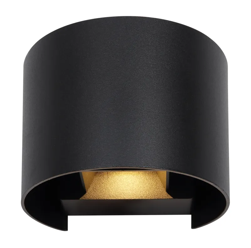 Veronika Sort udendørslampe Fra Globo Lighting - Med sin halvcirkelformade design i matt svart pressgjuten&nbsp;aluminium ger den ett elegant intryck samtidigt som den &auml;r v&auml;dert&aring;lig.