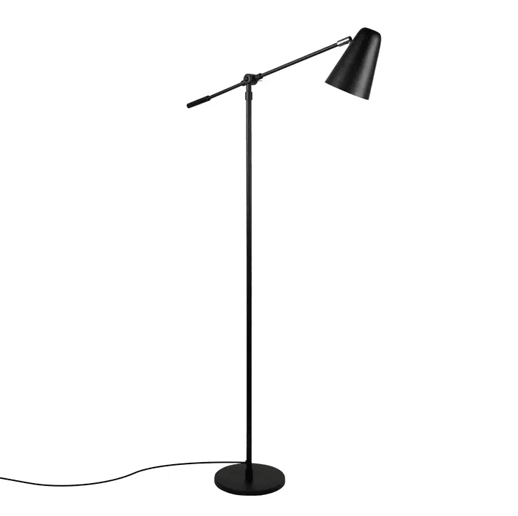 Ramo Sort gulvlampe Fra H. Skjalm P - Brug den ved siden af sofaen, i soveværelset, som natlampe ved sengen, i entreen eller på; kontoret.