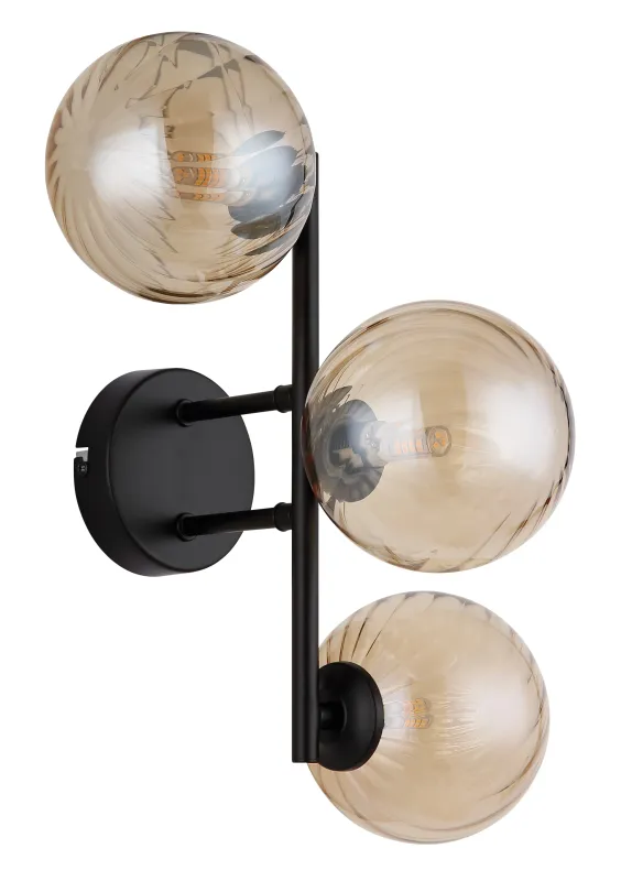 Conor 36cm Rav væglampe Fra Globo Lighting - Conor v&auml;gglampa i mattsvart med amberf&auml;rgade glassf&auml;rer ger en modern och elegant touch till vilket rum som helst.