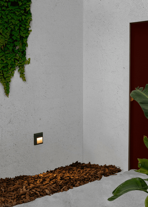 Grant Grå udendørslampe Fra Faro Barcelona - LED væglampe til belysning af haver og terrasser, lavet af ABS og polycarbonat.