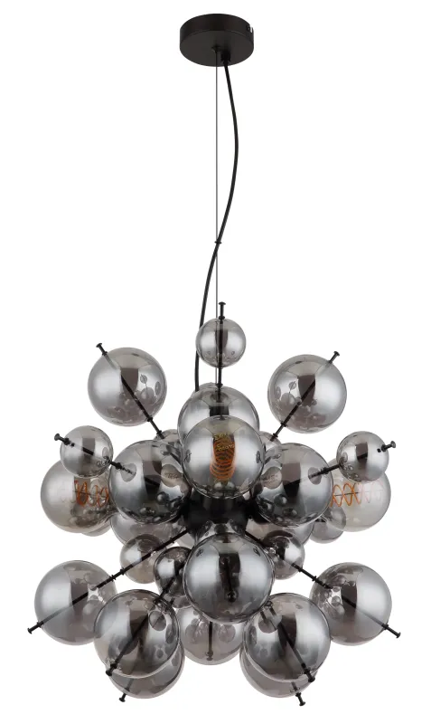 Udo Ø50 Røgfarvet loftslampe Fra Globo Lighting - Dess unika design imponerar med en rund form d&auml;r eleganta metallst&auml;nger sammanl&auml;nkas med dekorativa kulor i olika storlekar.