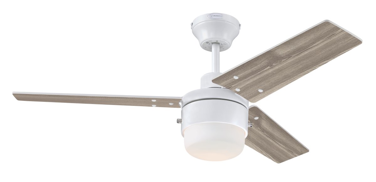 Talia Ø105 Hvid Fra Westinghouse - Ventilatoren styres let med en trækkontakt, og den kan monteres i lofter med skrå lofter med en hældning på op til 18°.