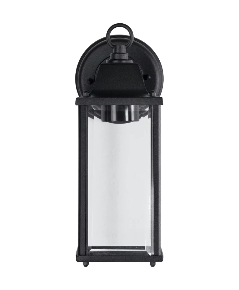 Lantern Square M Sort udendørslampe Fra Ledvance - Lantern Square er en stilren v&aelig;glampe i klassisk lanternedesign, der giver en tidl&oslash;s og elegant f&oslash;lelse til facader, entr&eacute;er og terrasser.