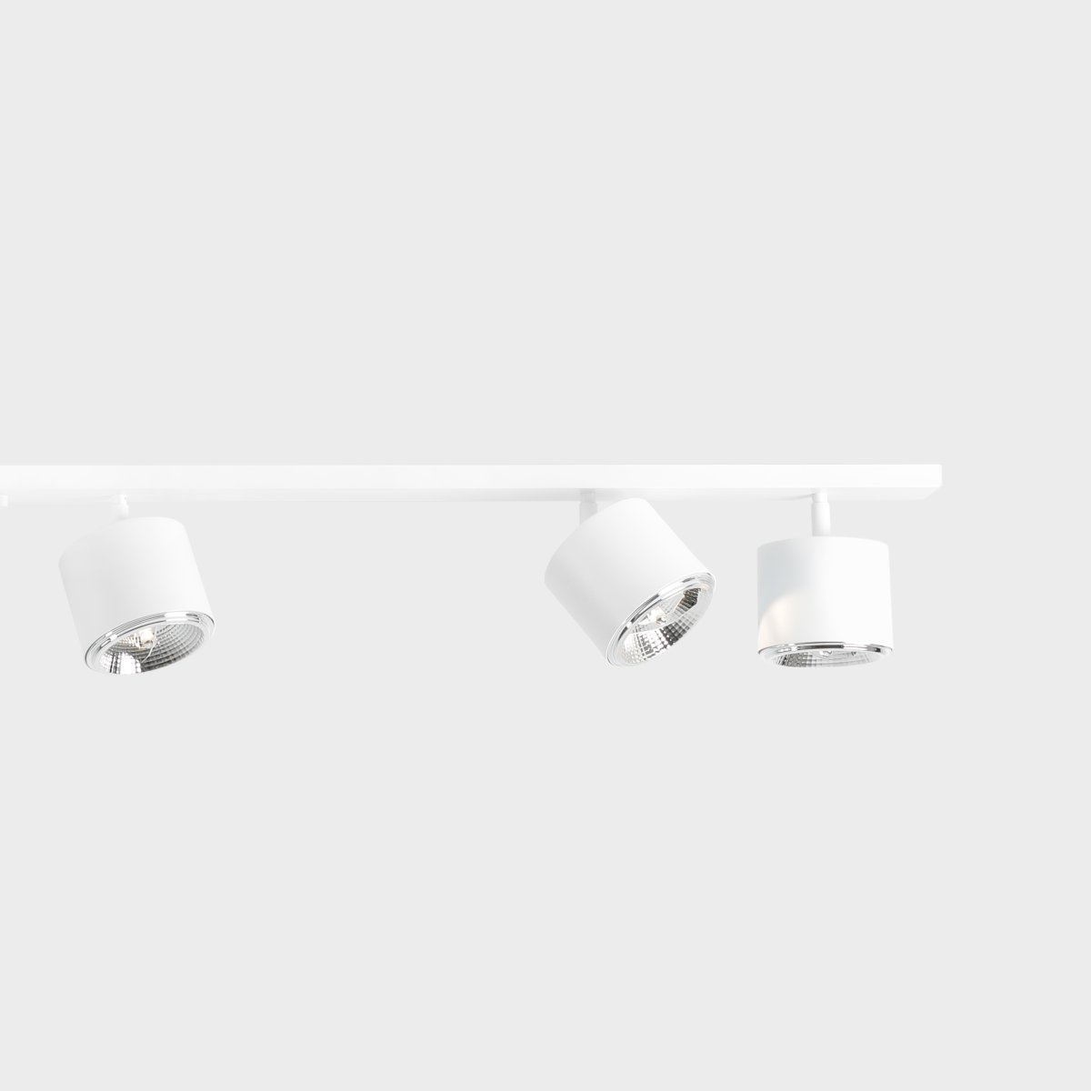 Bot 6 Hvid spotlight Fra Artera - Lampens justerbare spotlights gør det nemt at rette lyset præcis derhen, hvor der er brug for det, hvilket skaber en fleksibel og effektiv belysning.