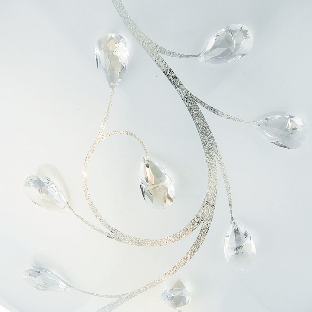 Dunkirk Ø30 Hvid plafond Fra Searchlight - Dunkirk loftslampe kombinerer glas-, opal- og krystalelementer for et imponerende design.