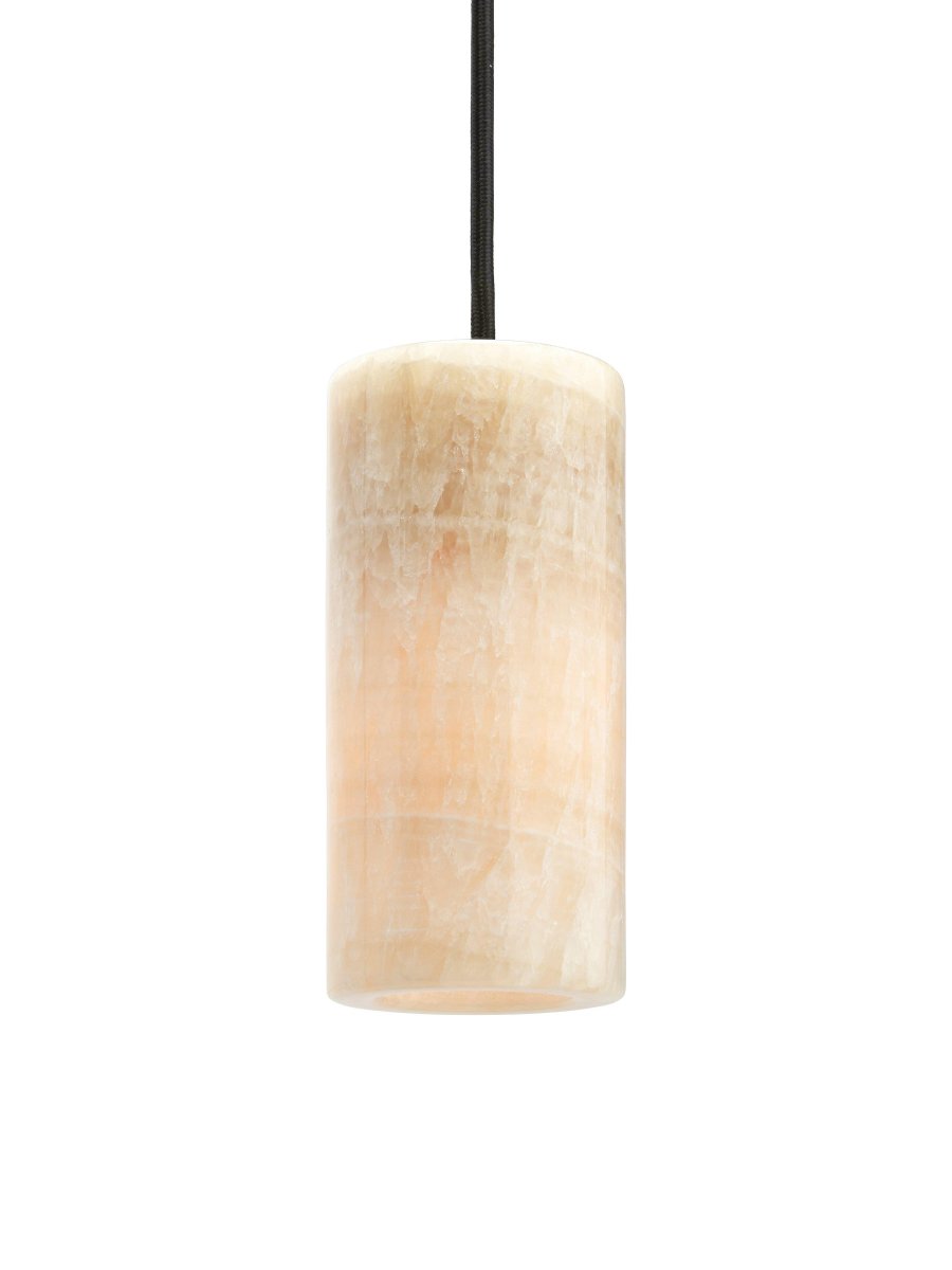 Lucie Ø7 Natur vindueslampe Fra PR Home - Da marmor er et naturligt materiale, er m&oslash;nstrene ikke helt ens for hver lampe.