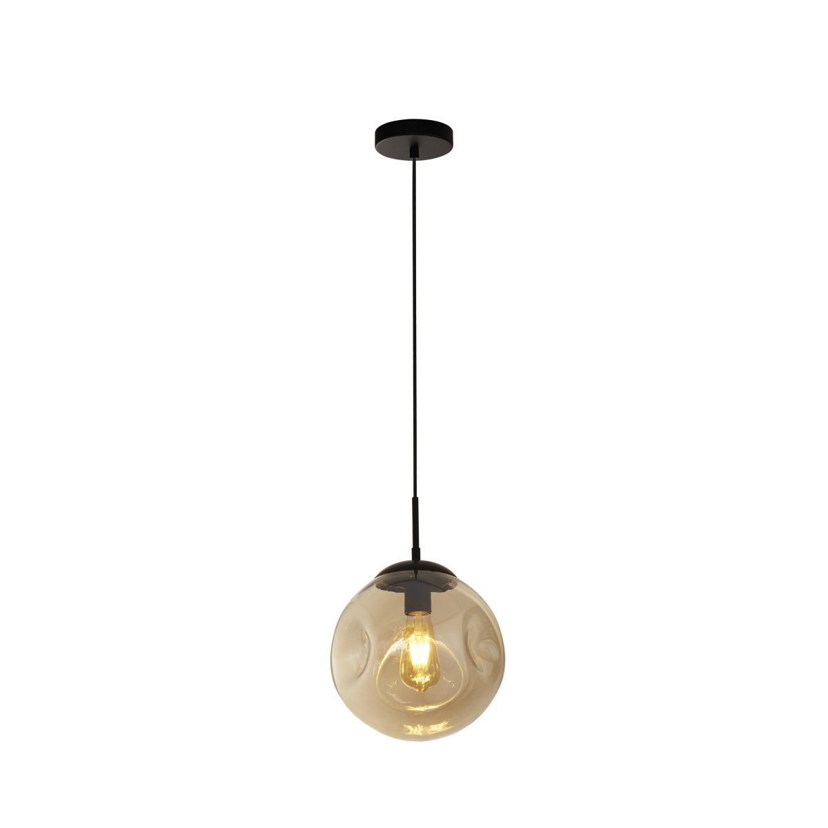 Punch Ø25 Champagne loftslampe Fra Searchlight - Punch er en stilfuld loftslampe med en champagnefarvet glasskærm, der skaber en varm atmosfære i rummet.