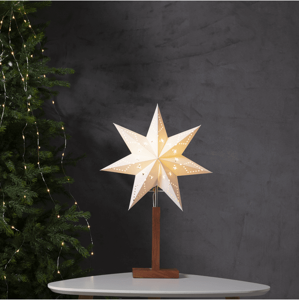 Karo Ø34 Hvid Fra Star Trading - Spreder en hyggelig julestemning i huset.