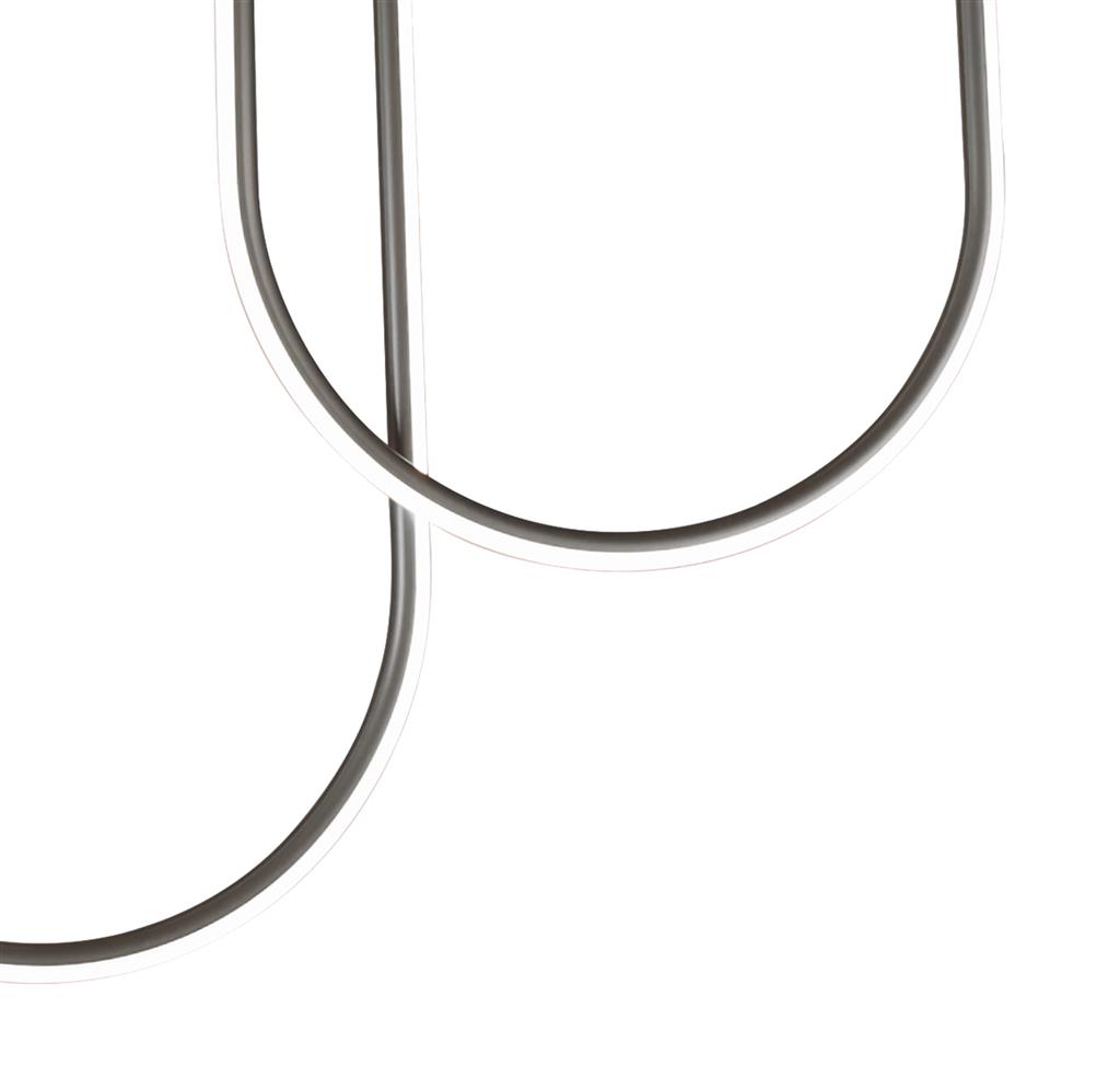 Chime 110cm Sort plafond Fra Searchlight - Chime er en loftlampe, der med sin moderne, buede form og matsorte finish vil være et sandt samtaleemne i rummet.